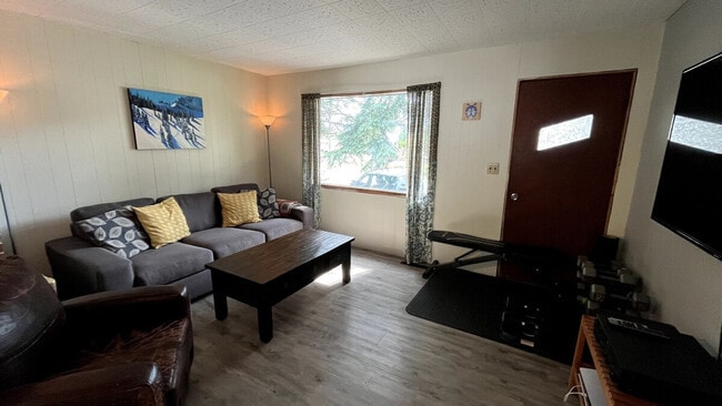 Photo - 1001 9 Avenue-SI ID1473818P Unit SI ID1473818P