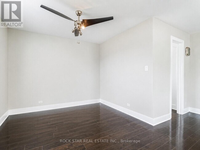 Photo - 78 Billington Crescent
