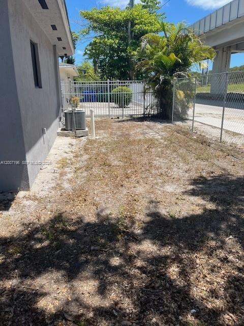 Photo - 4009 NW 16th Ave Unit na