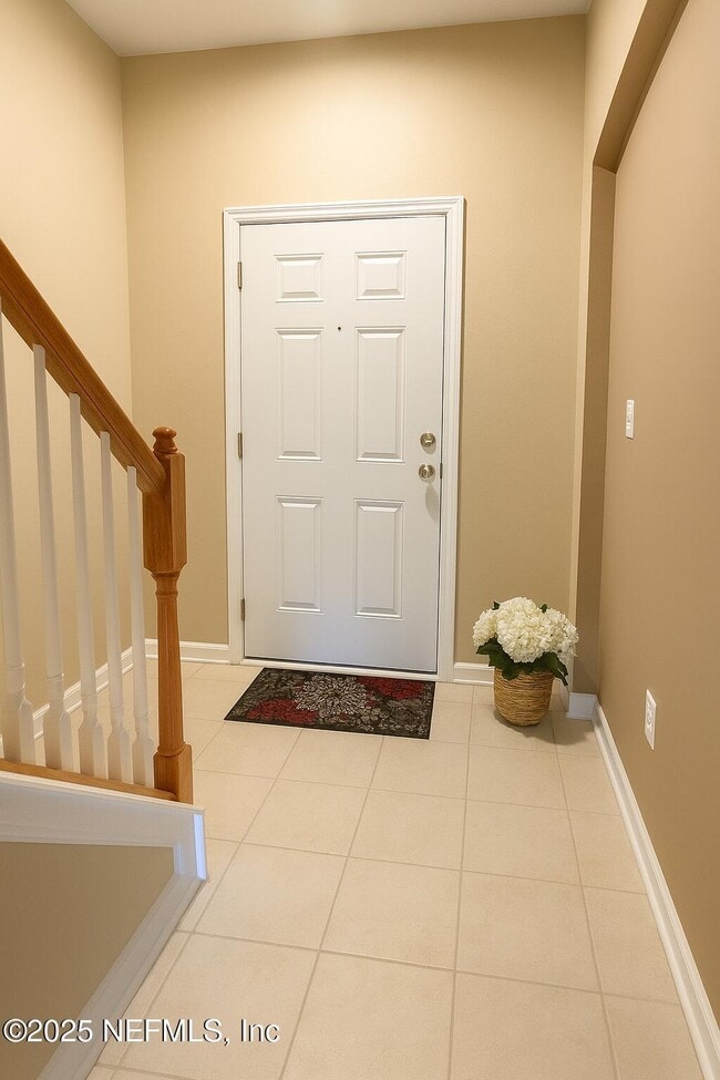 Photo - 706 Crystal Way