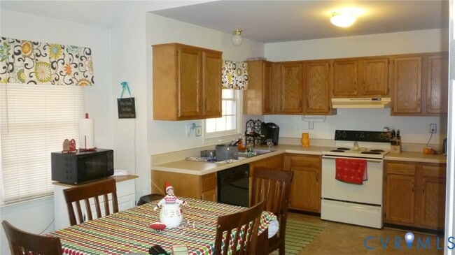 Photo - 5633 Lake Sharon Dr