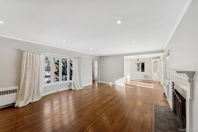 Photo - 232 Round Hill Rd