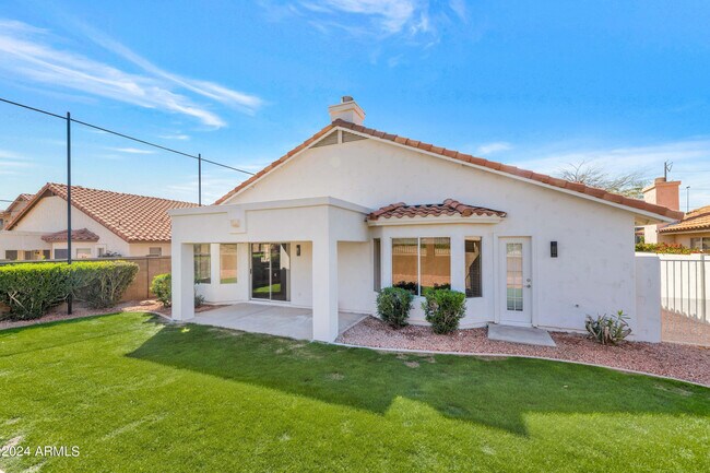 Photo - 1706 E Windsong Dr