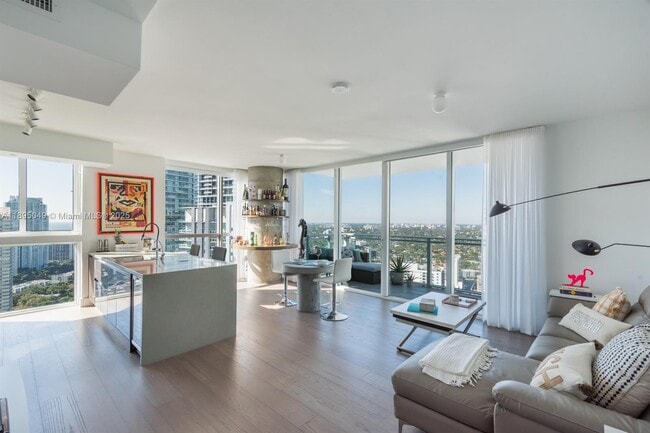 Building Photo - 1080 Brickell Ave Unit 3601