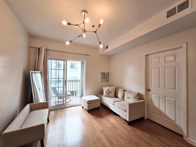 318 54th St Unit 1A