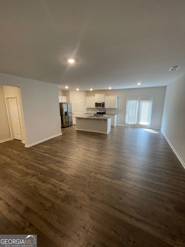 Photo - 308 Stoneybrook Dr