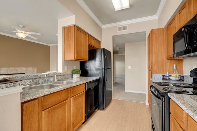 Mission Green Kitchen - Mission Green Apartments
