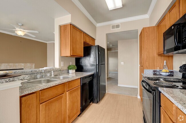 Building Photo - Mission Green Rental