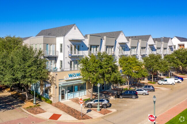 Photo - Austin Square