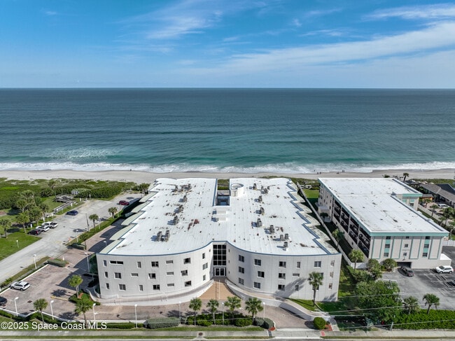 Building Photo - 601 N Miramar Ave Unit 205