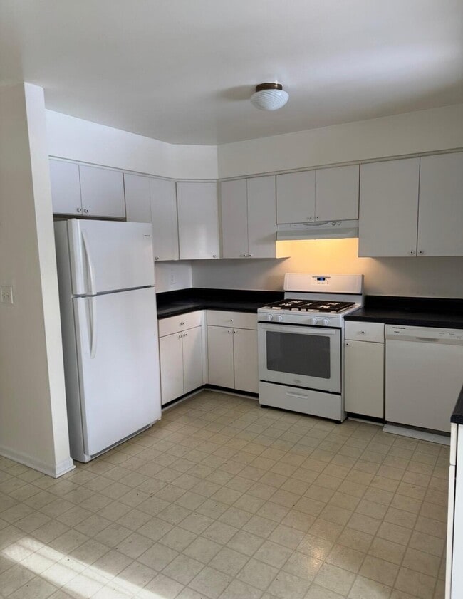 Photo - 33736 Hathaway