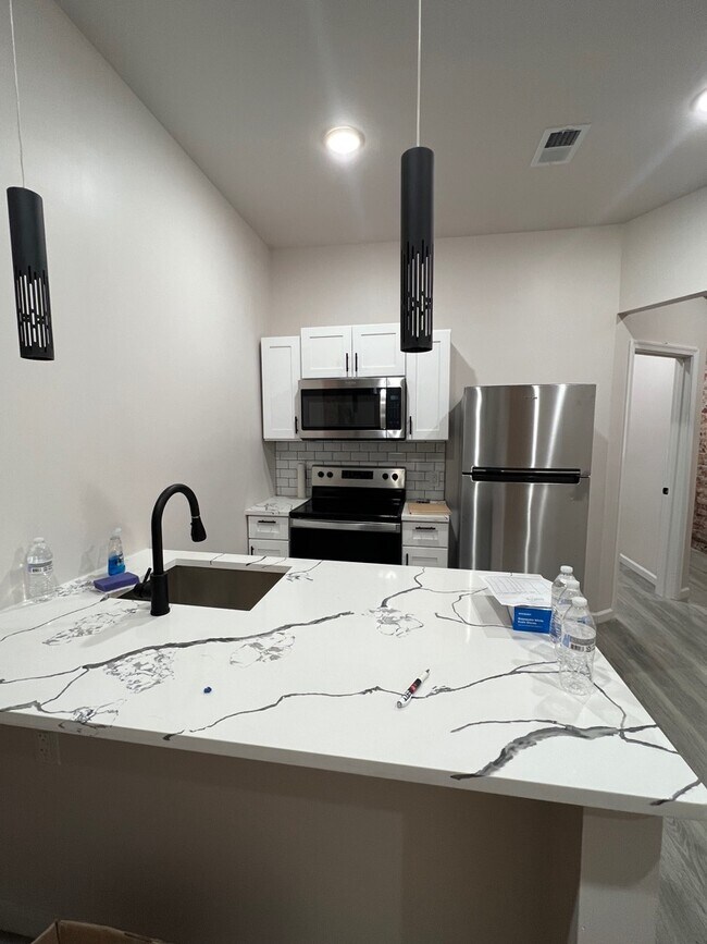 Photo - 1615 N 56th St