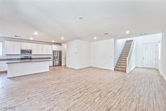 Building Photo - 243 Polaris Ridge Ave