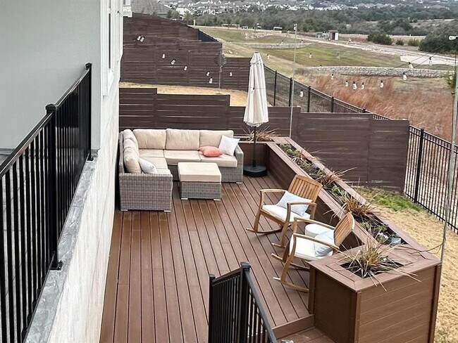 Photo - 16704 Lilo Dr