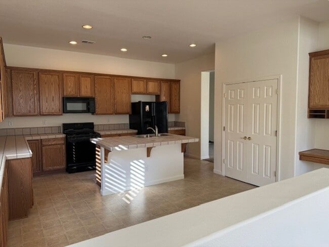 Photo - <b>Three Bedroom near Dayton Golf Course<br><br>