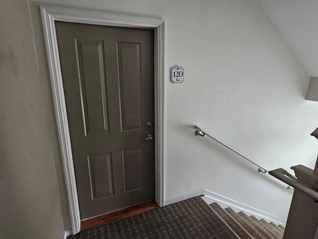 Photo - 120 E Mound St Unit 2