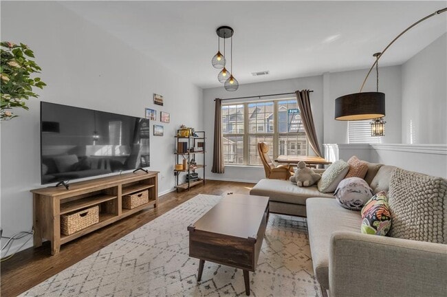 Photo - 1737 Liberty Pkwy NW