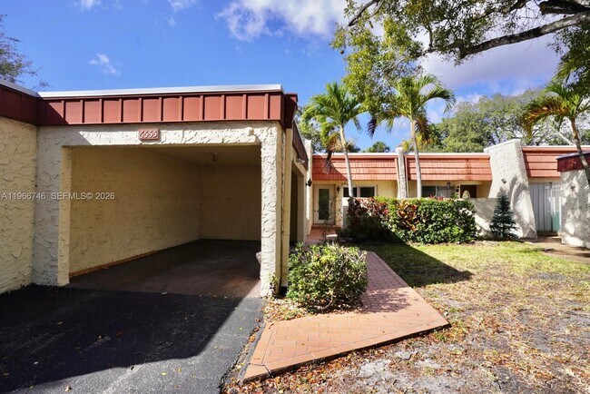 Photo - 6555 NW 99th Ave Unidad B20