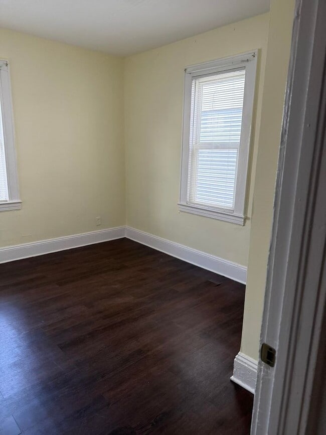 Building Photo - 449 3rd Ave Unit 449 Rental