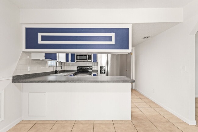 Photo - **FIRST MONTH FREE RENT OFFER** Charming 2-Bed Duplex Retreat in Edgewater, so close to the beach...