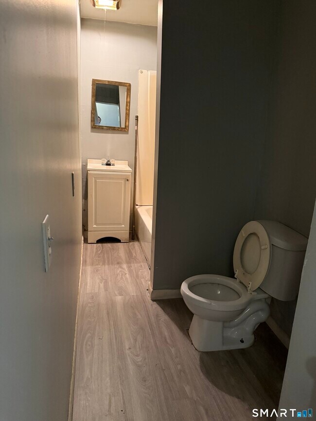 Photo - 28 Hill St Unidad 1S