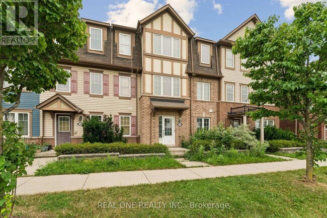 Photo - 30 Henneberry Ln