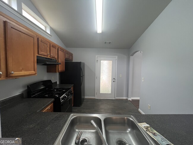 Photo - 63 Camden Way