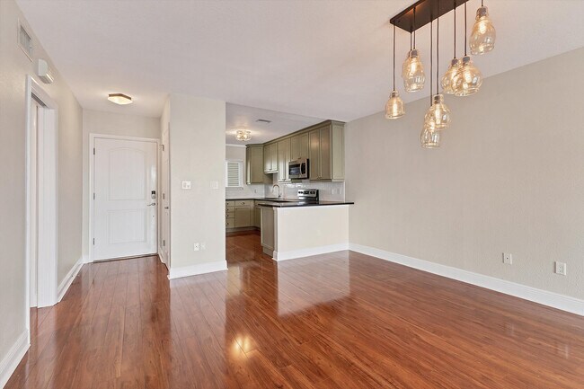Photo - 301 S Gulfstream Ave