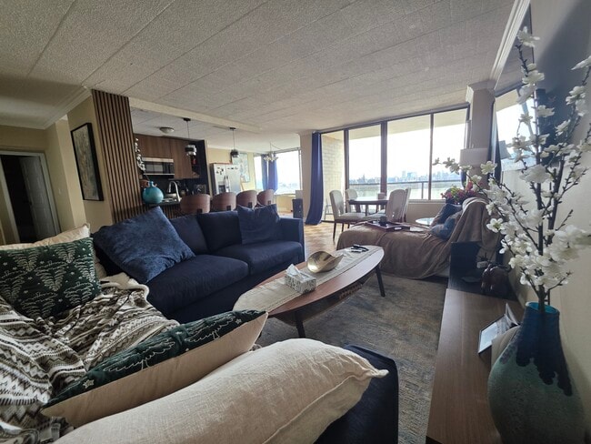 Photo - 9060 Palisade Ave