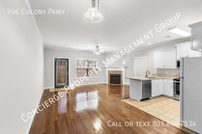 Photo - 956 Colony Pkwy House