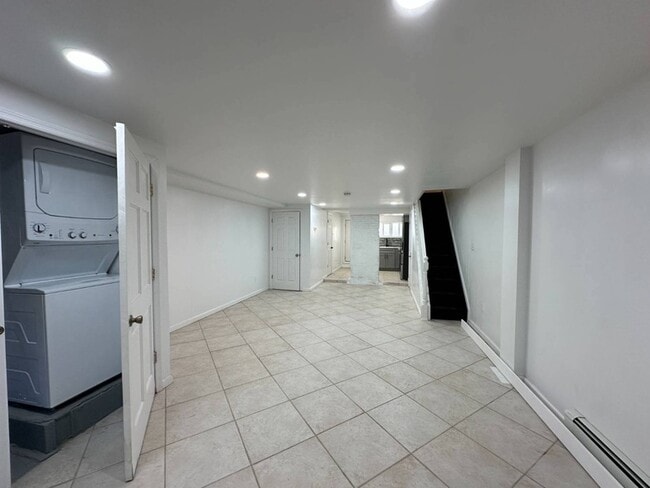 Photo - 101 Pioneer St