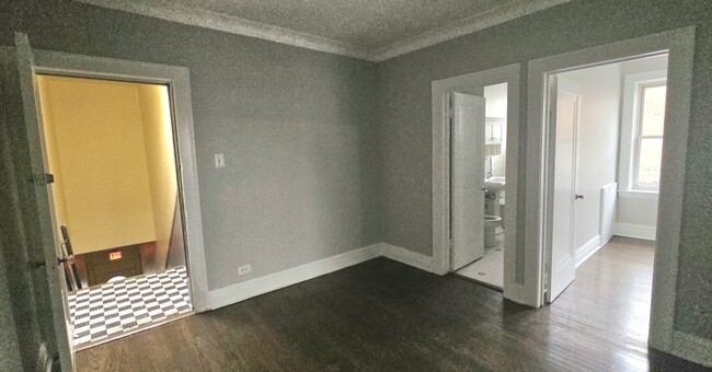 Photo - 5006 W 16th St