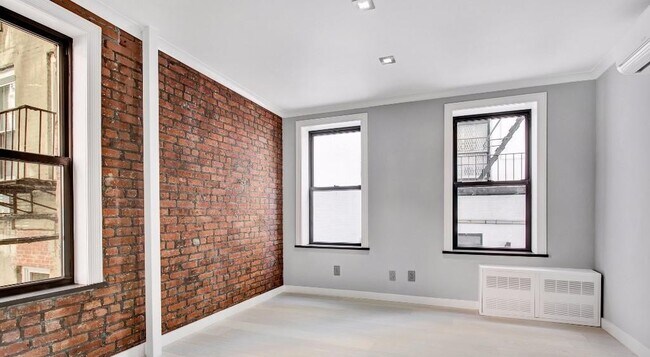 Photo - 213 E 26th St Unit CH