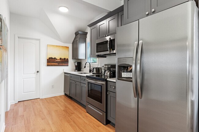 Photo - 3310 Harrison Road, Unit Carriage House Unit Carriage House