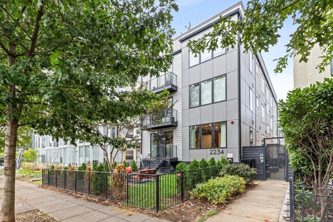 Building Photo - 2234 11th St NW Unit # 101
