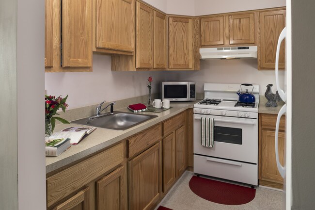 Photo - Ivy Hill Apartments