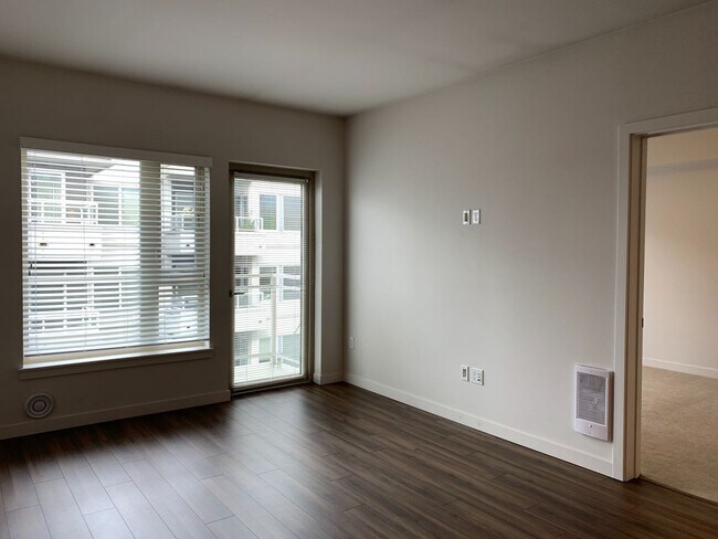 Photo - Urban Living at the Vik - Top Floor Condo Unidad 605