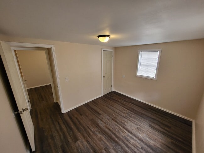 Photo - 105 Baxter St