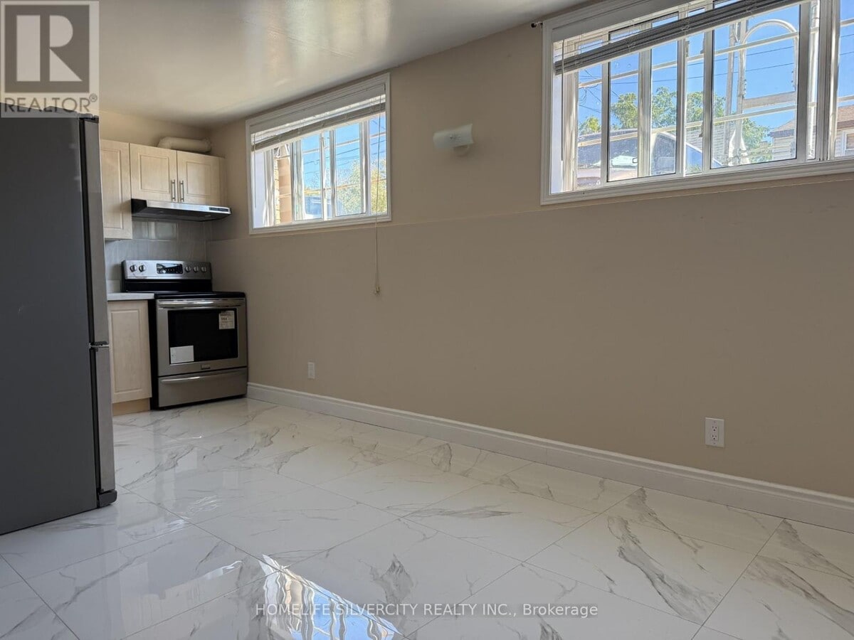 Photo - 23 Division St