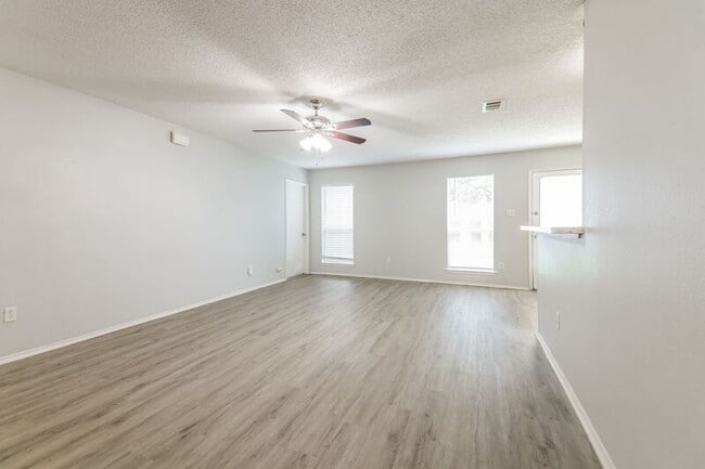 Photo - 12805 Dove Field Ln