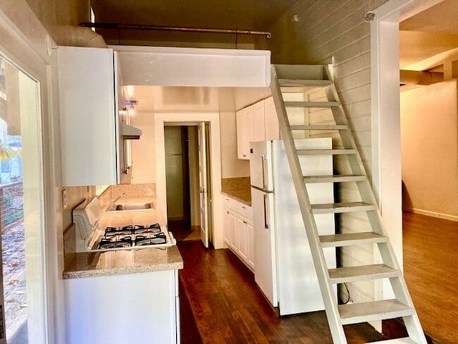 Photo - 329 S Pine St Unit 329 S. Pine St., #B