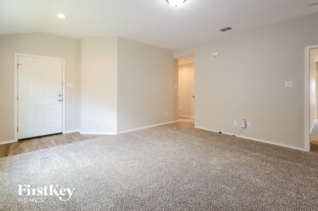 Photo - 7163 Quarter Moon