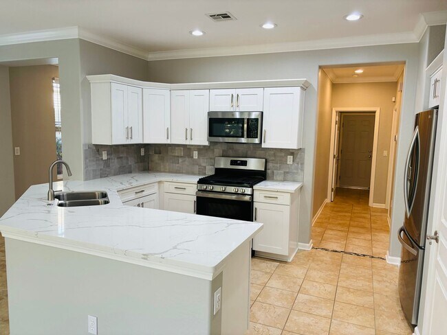 Photo - Beautiful Sommerset Home for Lease