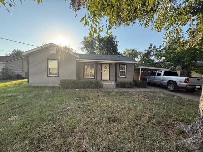 Photo - 1203 Kenley Ave