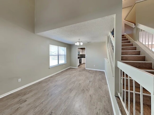 Photo - 4105 Devon Ct