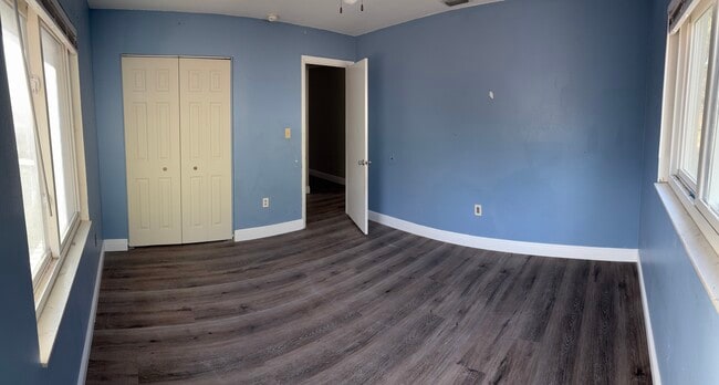 Photo - 5601 SE 3rd Pl