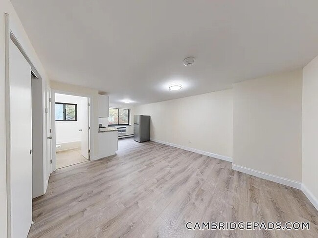 Photo - 15 Chester St Unit 4