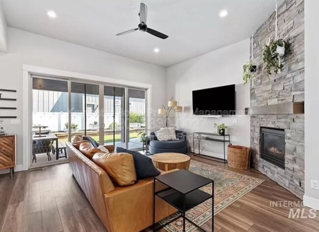 Photo - 8462 W Suttle Lake Dr