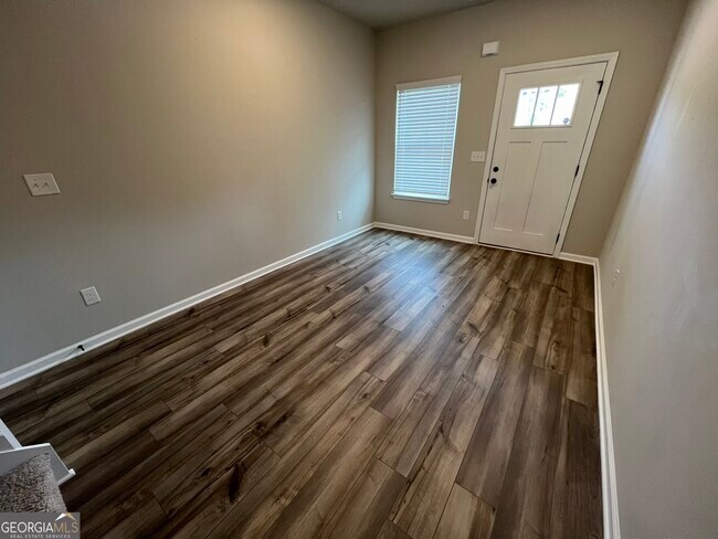 Photo - 130 Skipjack Ct