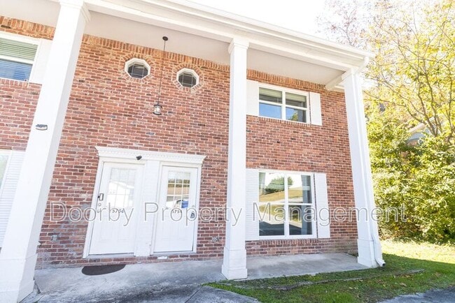 Building Photo - 5754 Taggart Dr